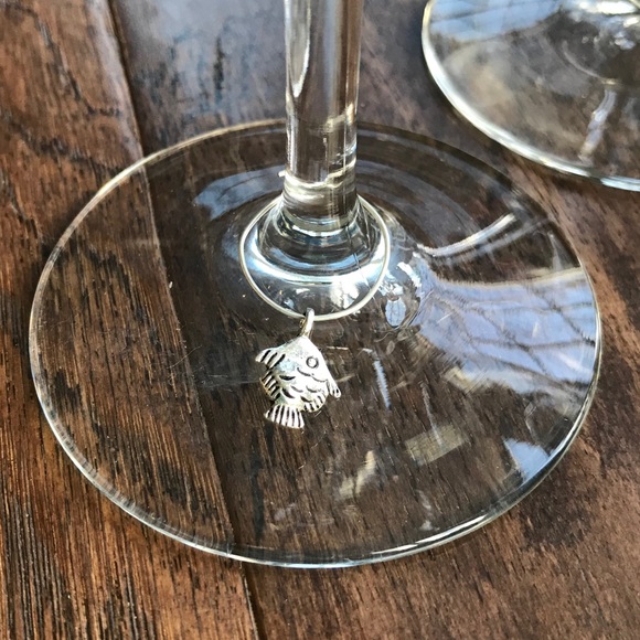Beach themed wine glass charms- 4pc set - Picture 2 of 7